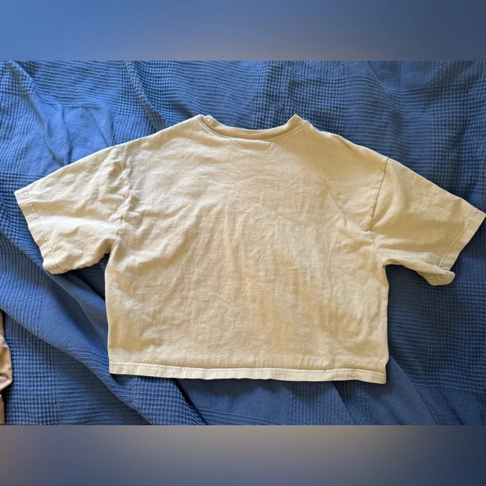 The North Face Cream Crewneck Sweatshirt - Picture 2 of 3